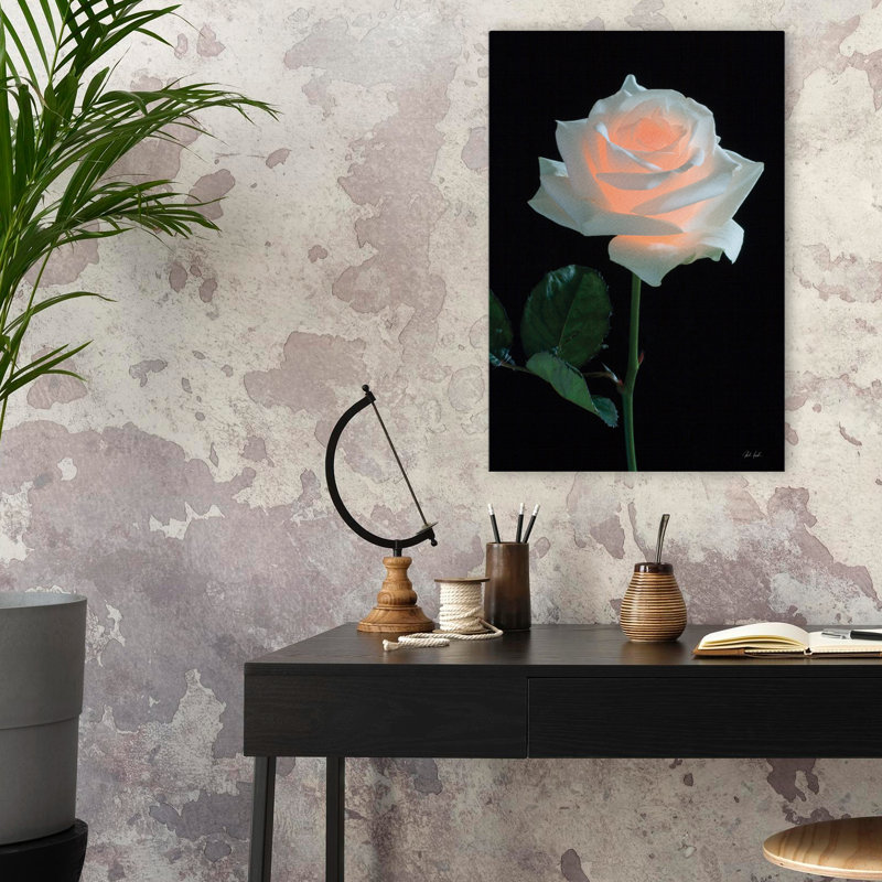 Rose clair - fleur noire, art gris, H 24 po x l 16 po