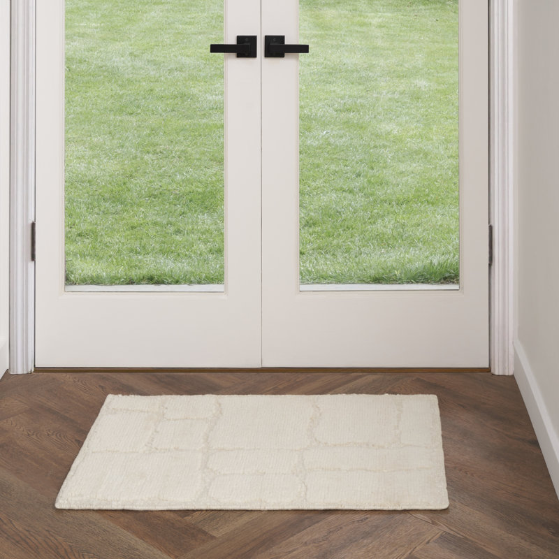 Nourison Tatevik 2' x 3' Ivory Modern Indoor Rug, Rectangle 2' x 3'