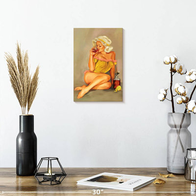 Leisha whisky miel pin-up