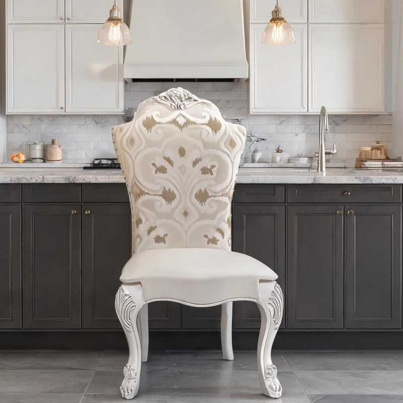 Ensemble de 2 chaises d'appoint rembourrées en tissu beige chaud pour salle à manger de style traditionnel avec pattes sculptées