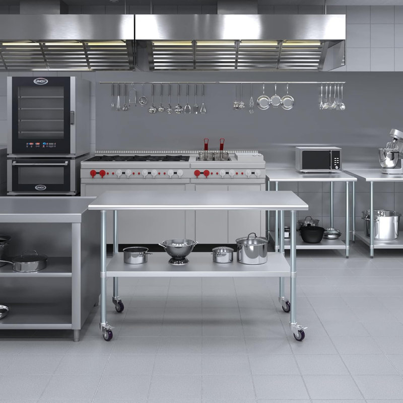 Table en acier inoxydable avec roulettes, H 38 po x L 60 po x l 30 po