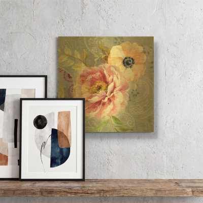«Pivoines et cachemire III» par Danhui Nai, art mural en métal doré, 12 po x 12 po