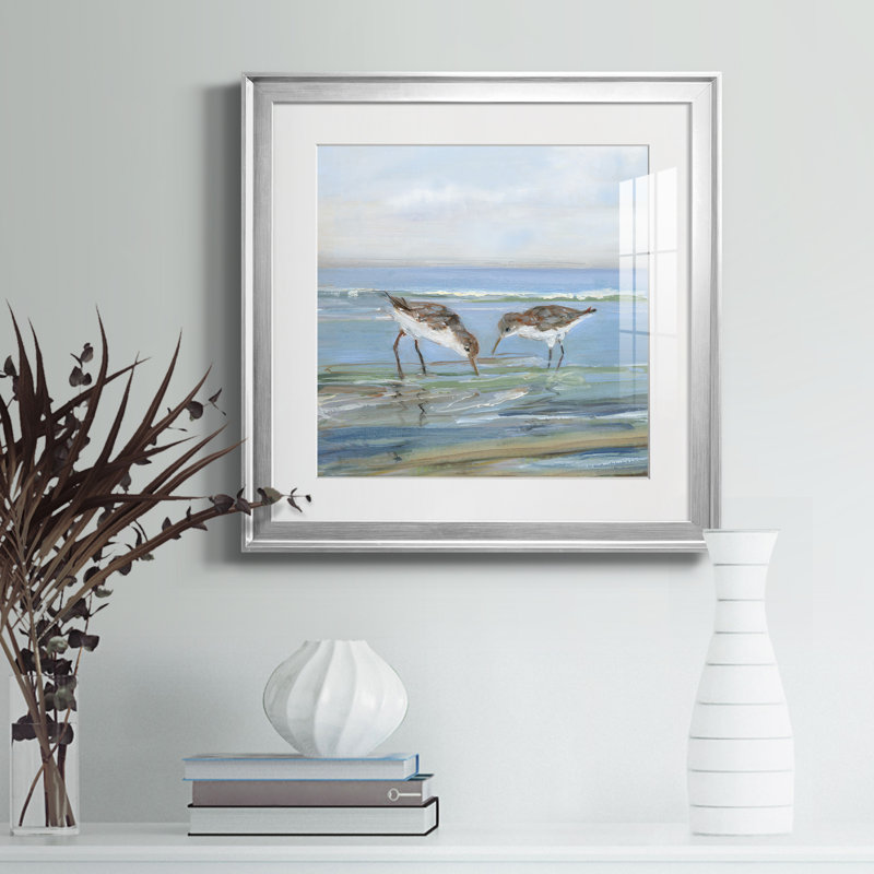Seabird Beach II - peinture encadrée, H 22,5 po x l 22,5 po x P 1,5 po, Toile avec cadre argenté