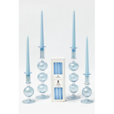 Ensemble de 4 bougies bleues non parfumées, 2,0 x 9,8 pouces | 100% cire de paraffine avec mèches de coton | Parfait pour la décoration intérieure, les mariages et les événements | Sécuritaire - Tenir à l'écart de la chaleur et des flammes nues | Design élégant et polyvalent