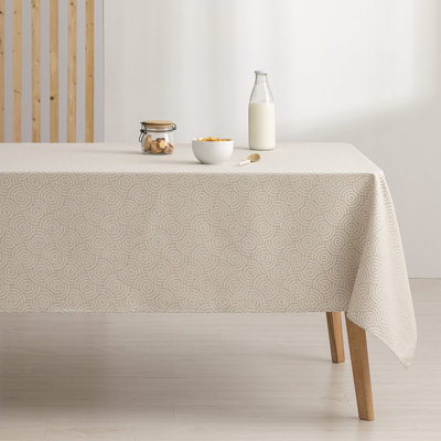Hayons Dining Linens