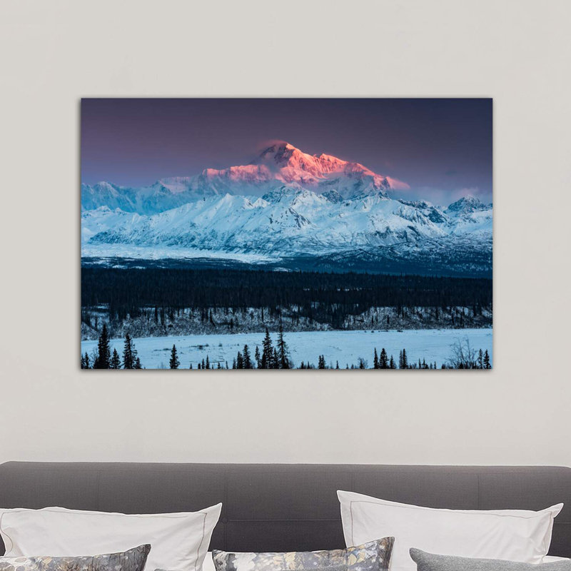 «Denali Glow» par Stefan Hefele - reproduction de photo, H 26 po x l 40 po x 1,5 po, Toile tendue