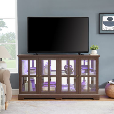 Armoire antique en cerisier avec tablettes réglables et technologie d'éclairage DEL avancée