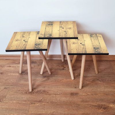 Ensemble de 3 tables gigognes scandinaves, beige, 13,8 x 20,5 x 13,8 po (grand), 13,8 x 18,5 x 13,8 po (moyen), 13,8 x 16,5 x 13,8 po (petit) | 100% panneau de fibres à densité moyenne avec pieds en bois de hêtre | Conception élégante et peu encombrante pour les maisons modernes
