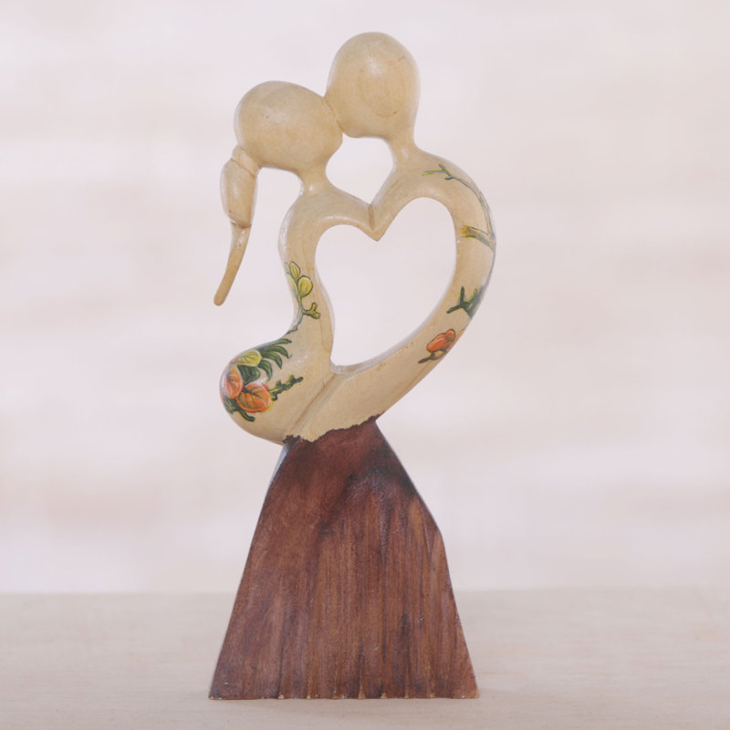 Figurine en bois à danse d’amour