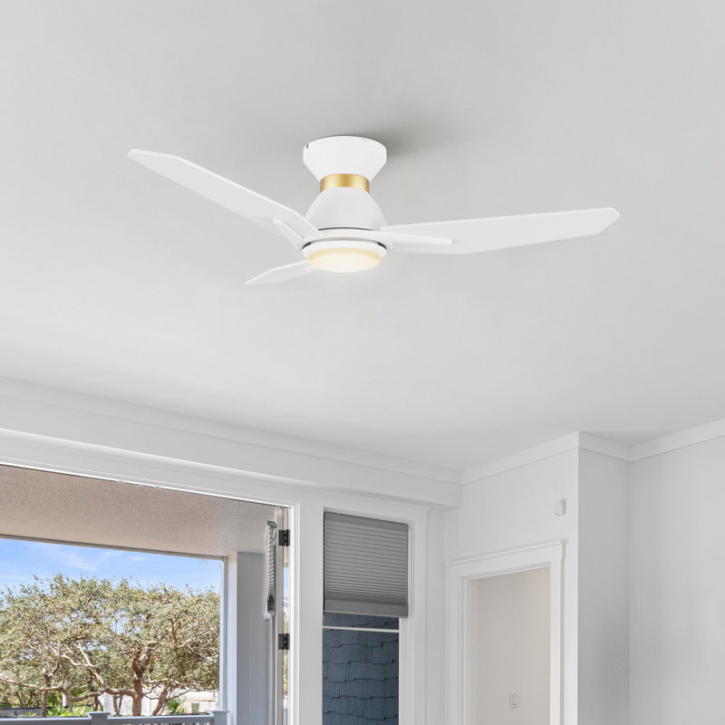 Ventilateur de plafond encastré à DEL à 3 pales de 44 po avec télécommande et luminaire inclus