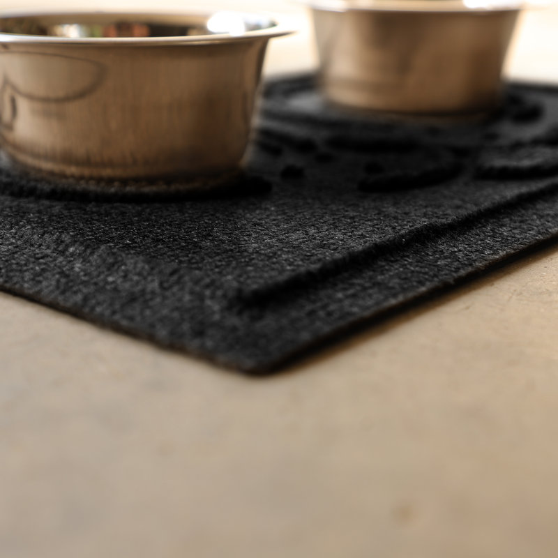 Tapis d'extérieur pour chien WaterHog® Puppy Face 12 po x 18 po, Noir, 12''