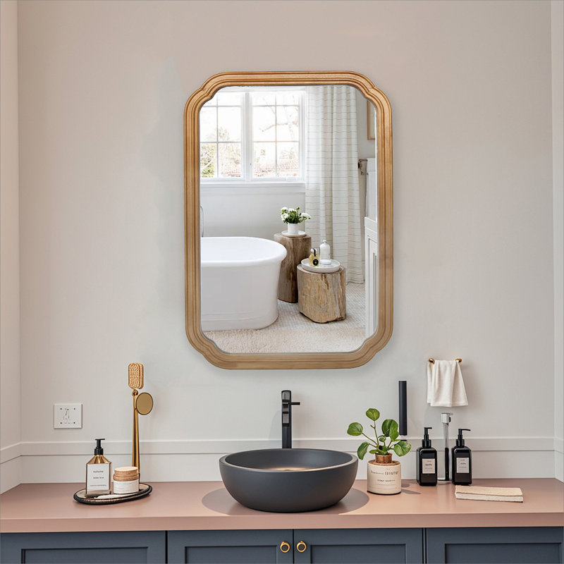 Armoire murale en bois avec miroir