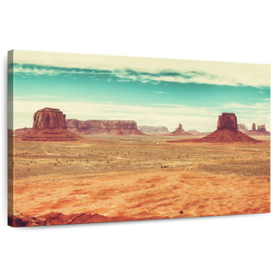 Panoramic Monument Valley Desert