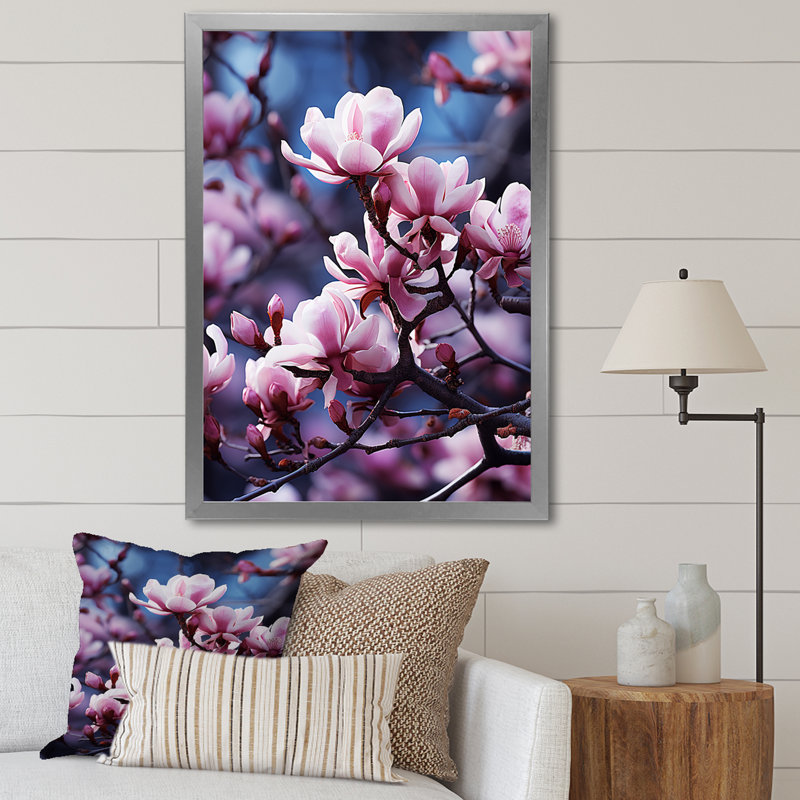 Magnolias mauves mystiques, impression sur toile, Cadre photo argenté, H 44 po x l 34 po x P 1,5 po