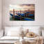 Gondoles de Venise au coucher du soleil-107703865