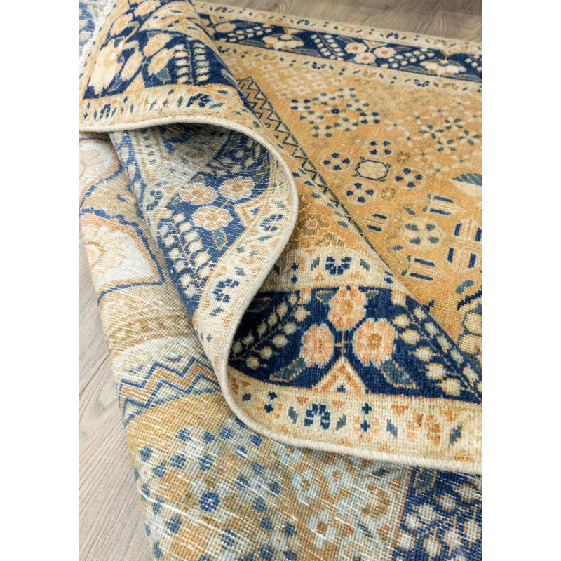 Tapis persan à motif géométrique tissé à la main Marivan