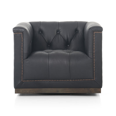Maxx Swivel Chair