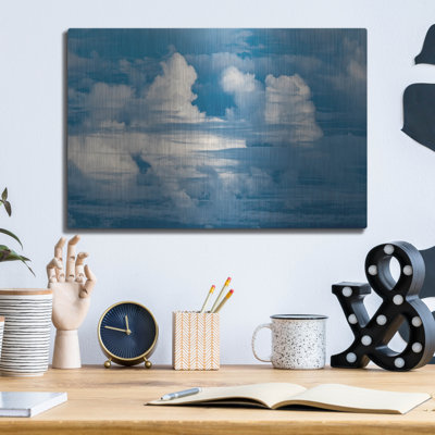 «In The Clouds» par Dennis Frates