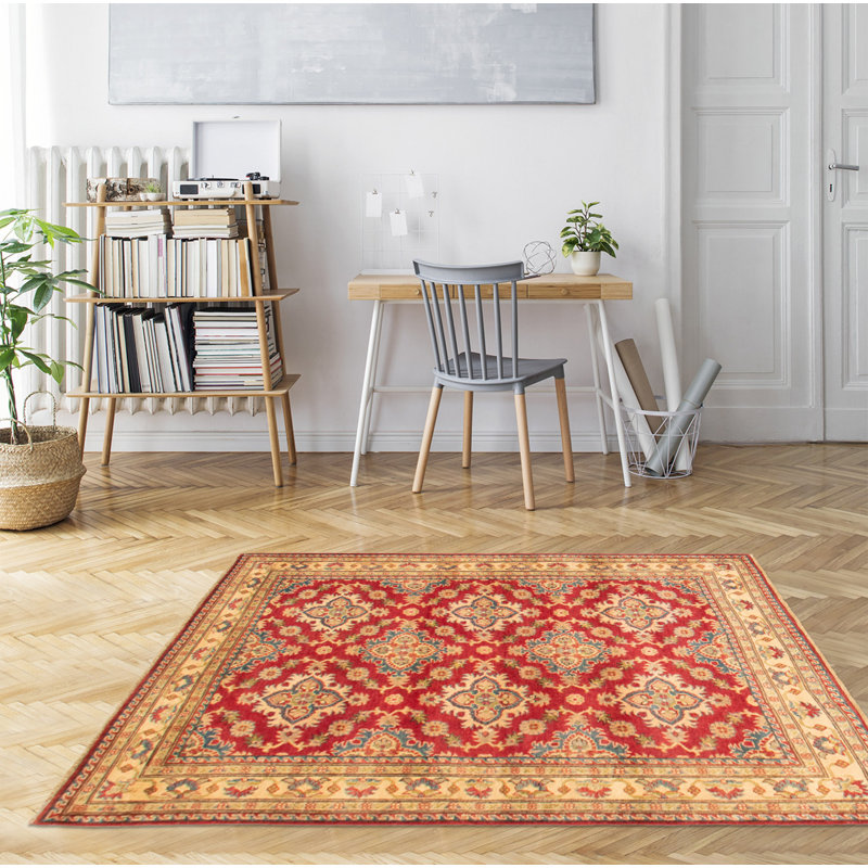 Tapis rouge Finest Ghazni 4 pi 10 po x 6 pi 8 po