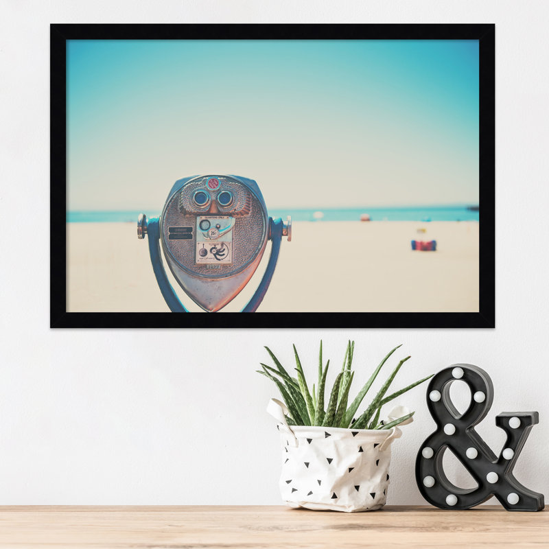 Beach Views - Reproduction de photo sur papier encadrée, H 13 po x l 19 po, Cadre blanc