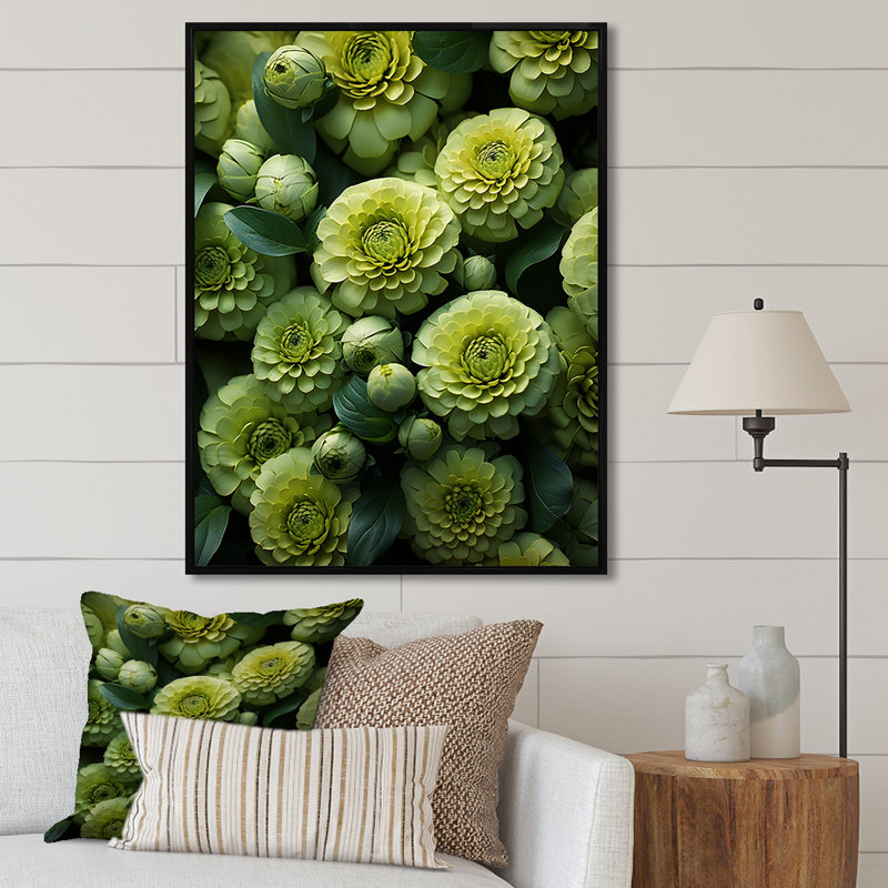 «Twilight Green Zinnias Flowers» sur toile, Cadre flottant noir, H 20 po x l 12 po