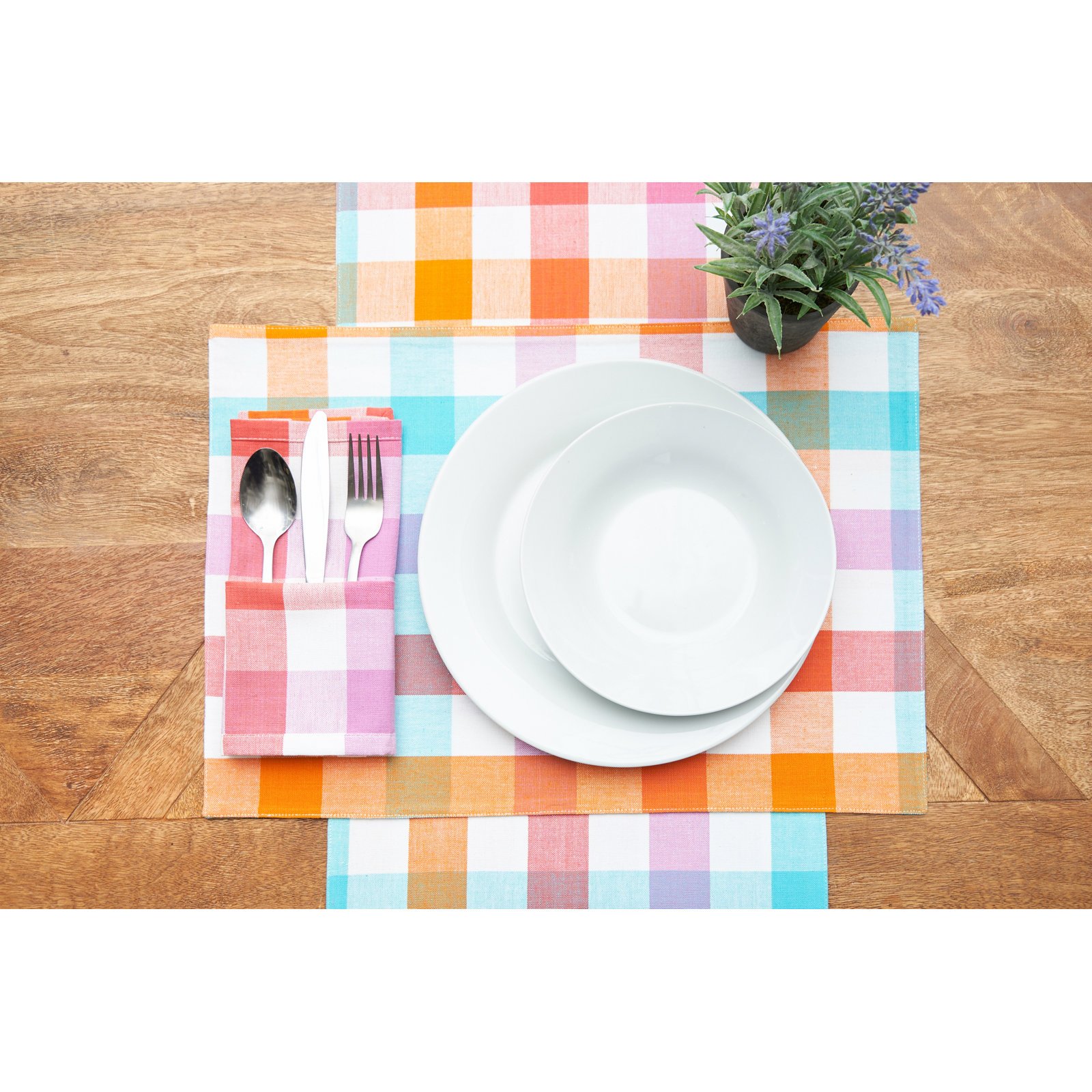 Collette 72" 100% Cotton Table Runner