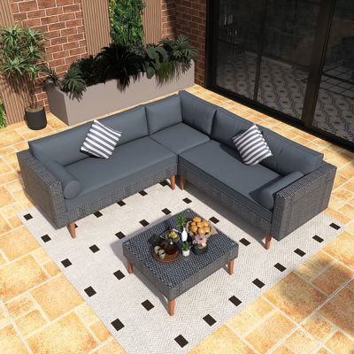 4-Pieces Outdoor Wicker Sofa Set