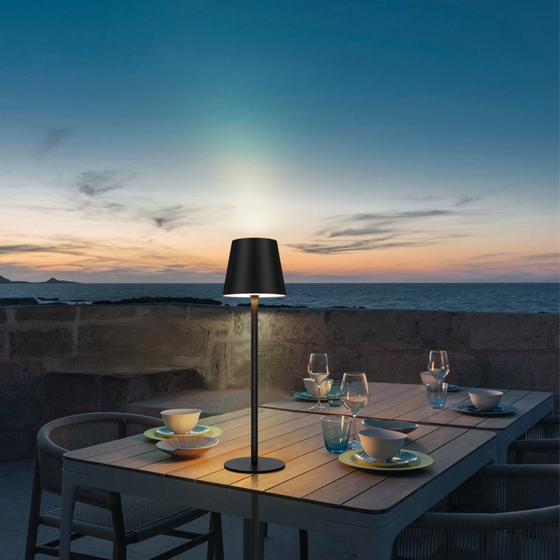 Ramola Metal USB Table Lamp, Black, Black