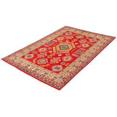 Tapis rouge Finest Ghazni 6 pi 7 po x 9 pi 5 po