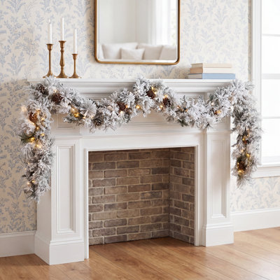 9'x18" LED Flocked Bear Mountain Garland