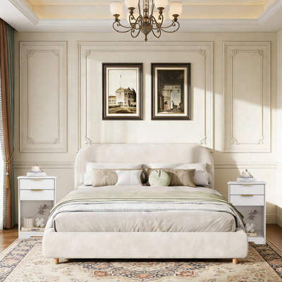3-Pieces King Boucle Bedroom Set