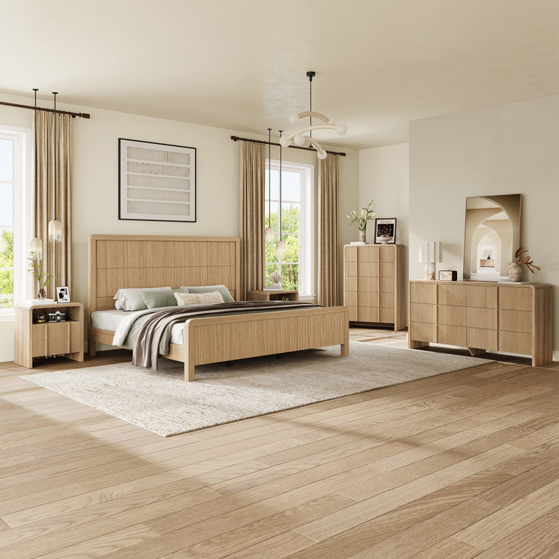 Lit plateforme en bois beige King avec tête et pied de lit courbés et cannelés, Très grand lit, Beige