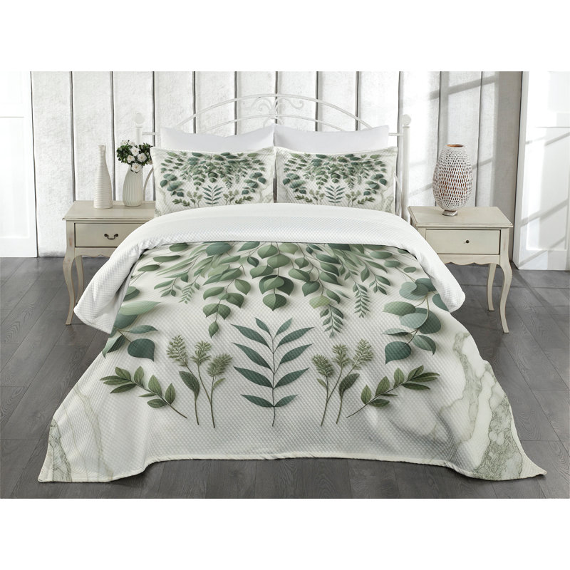 Polyester Floral Coverlet, King Coverlet / Bedspread + 2 Standard Shams