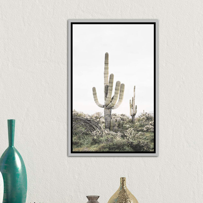 « rosé timide cactus », photographie, H 26 po x l 18 po x P 1,5 po, Toile avec cadre argenté