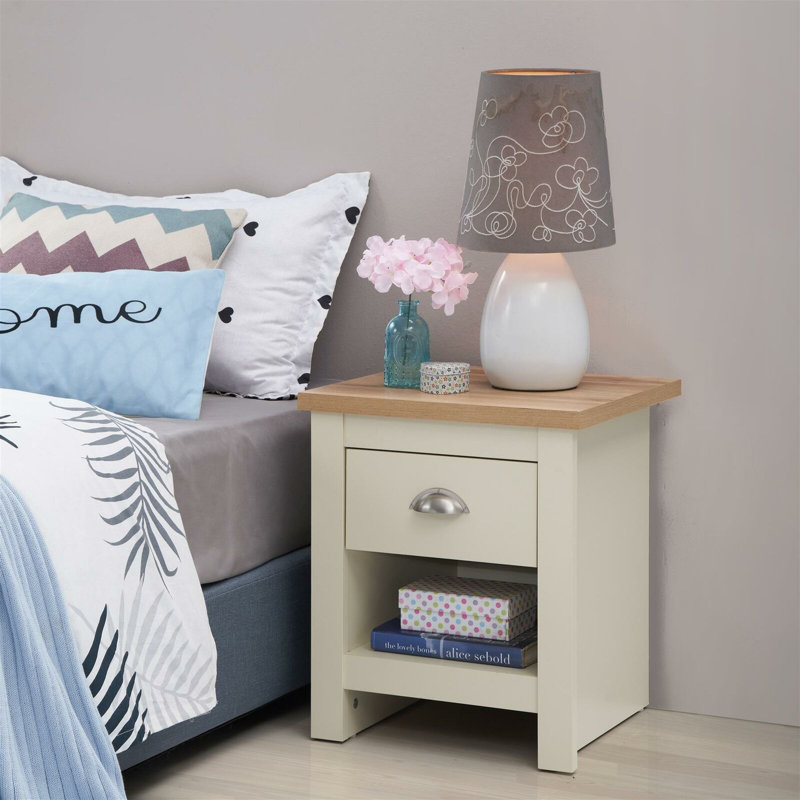 Lisbon Piece Bedroom Set