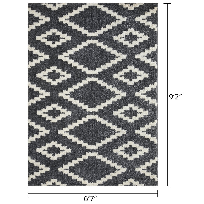 Isika Performance Geometric Indoor Rug, Rectangle 6'7" x 9'2"