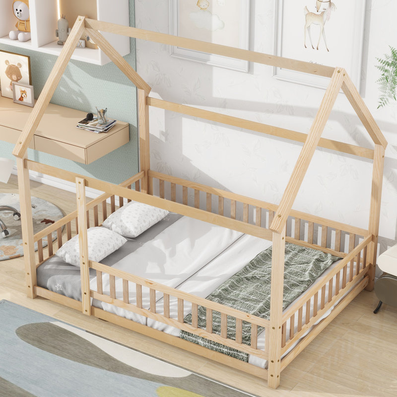 McElhattan Canopy Bed Kids Bed , Natural, Twin