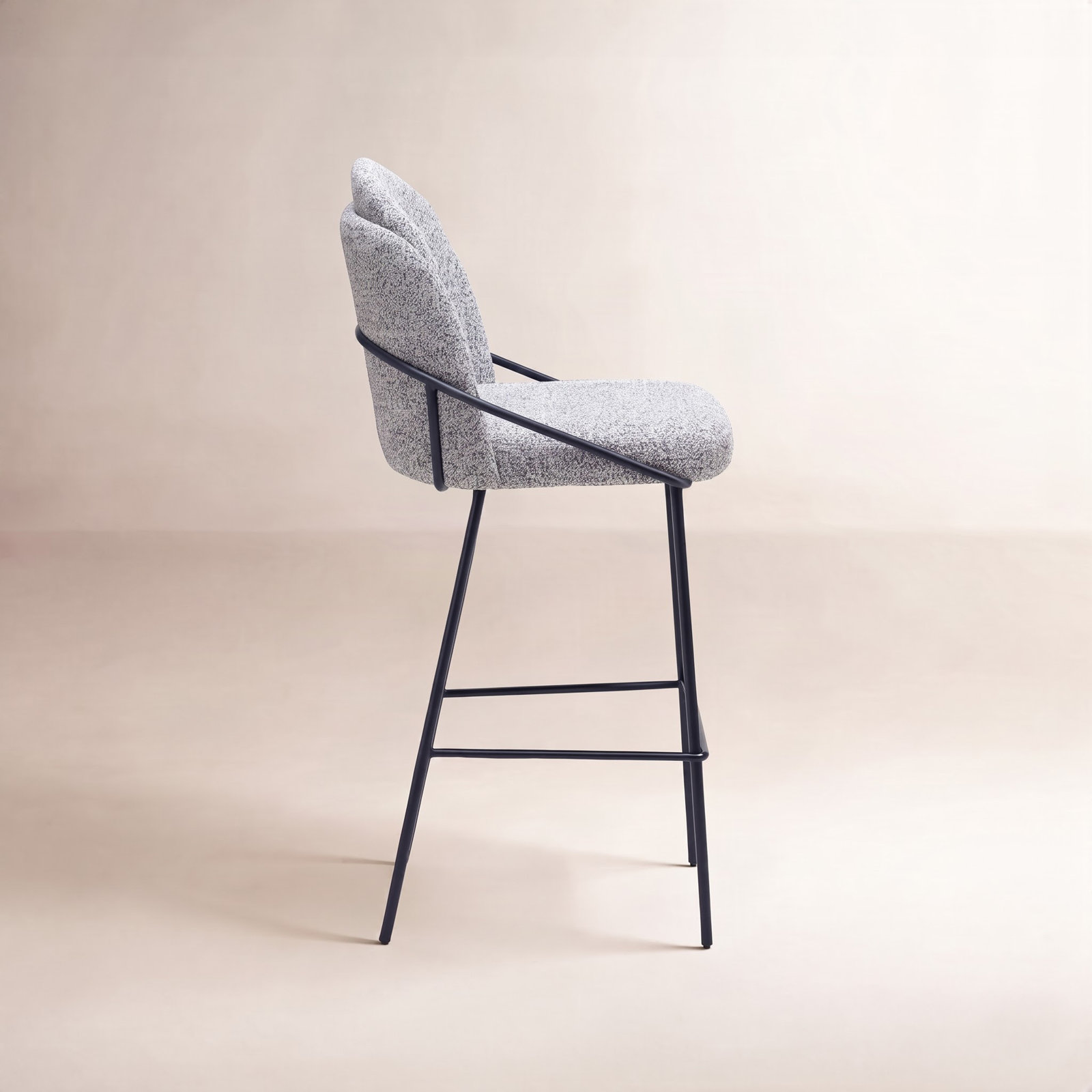 Aleashia Bar and Counter Stool, Gray, Bar Stool (30.3" Seat Height)