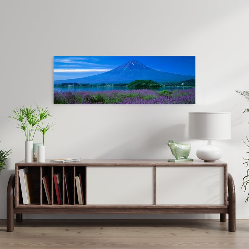 Mont Fuji, Japon, art contemporain abstrait avec fleur de lavande, H 12 po x l 36 po