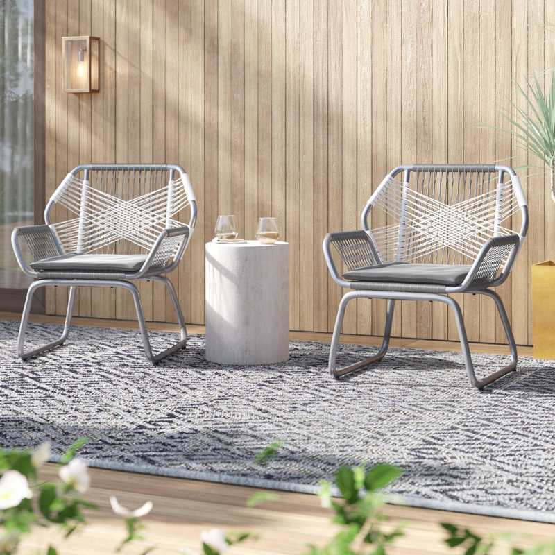 Chaise de patio avec coussins Darryl