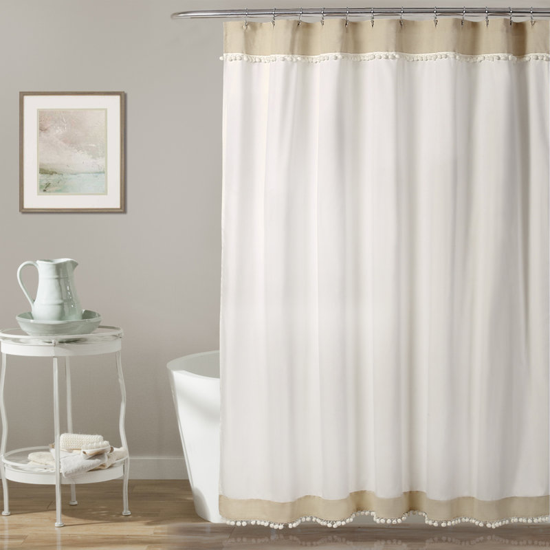 Rideau de douche simple Adelyn Pom Pom