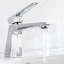 Robinet de lavabo à poignée simple à finition chromée