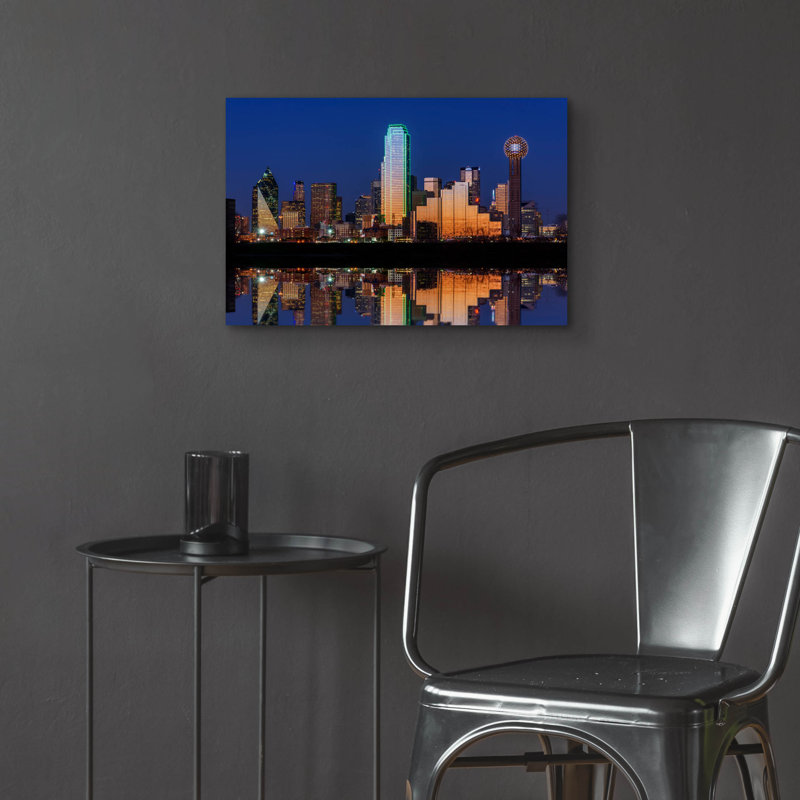 «Dallas Aglow» par Rick Berk, H 16 po x l 24 po x P 0,2 po