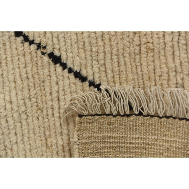 Tapis noir Ottilie