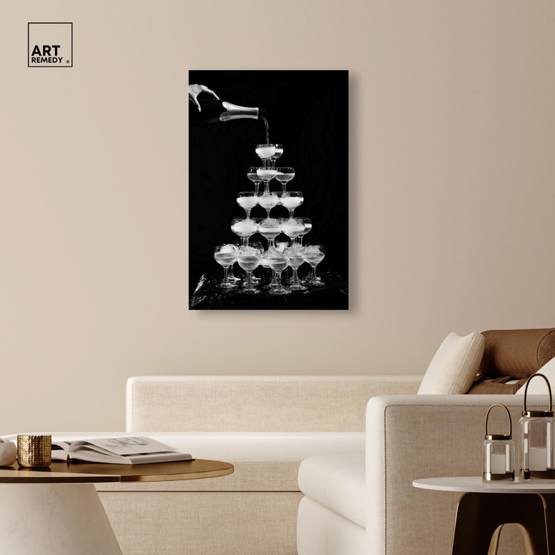 «Overflowing Celebration» par Art Remedy, Toile tendue, H 45 po x l 30 po, Toile tendue