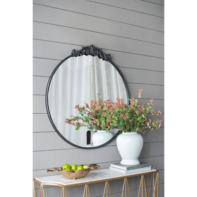 Miroir rond 36 po x 39 po à cadre d'inspiration baroque, décoration murale inclinée pour console de vestibule de salle de bain