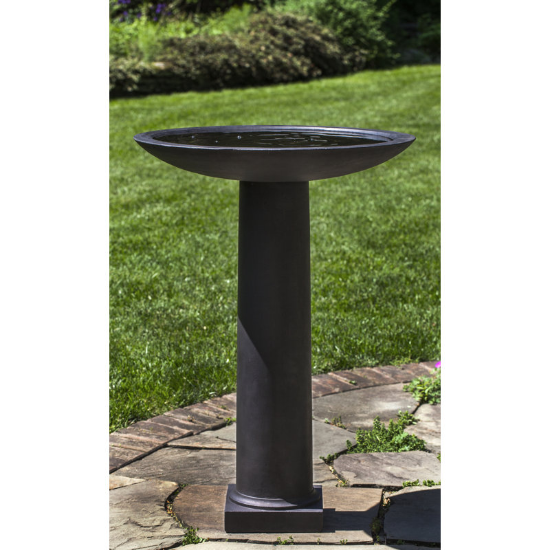 Metropolitan Birdbath, Ferro Rustico