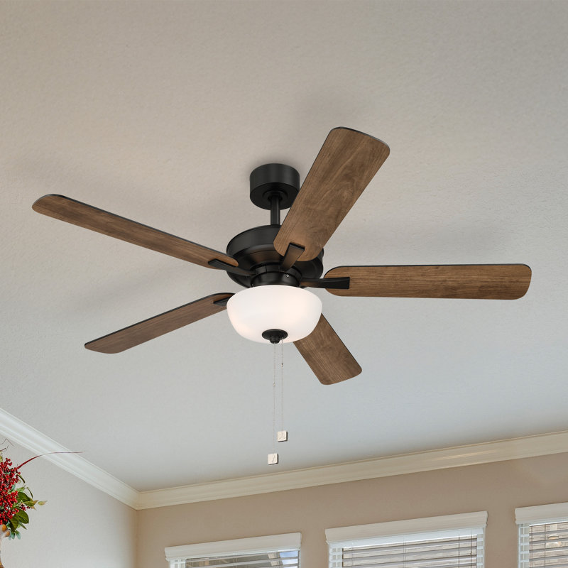 Ventilateur de plafond transitionnel intérieur / extérieur noir mat 52 po avec trois ampoules DEL 3000K Gallant II, Noir mat