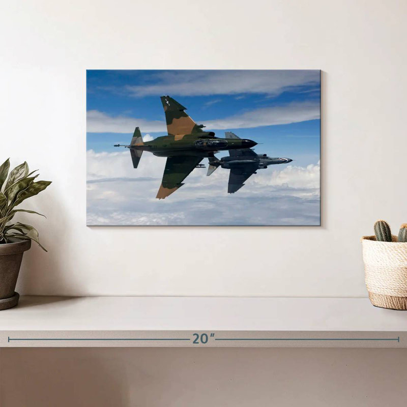 Mait American Military Jets, 8" H x 12" W