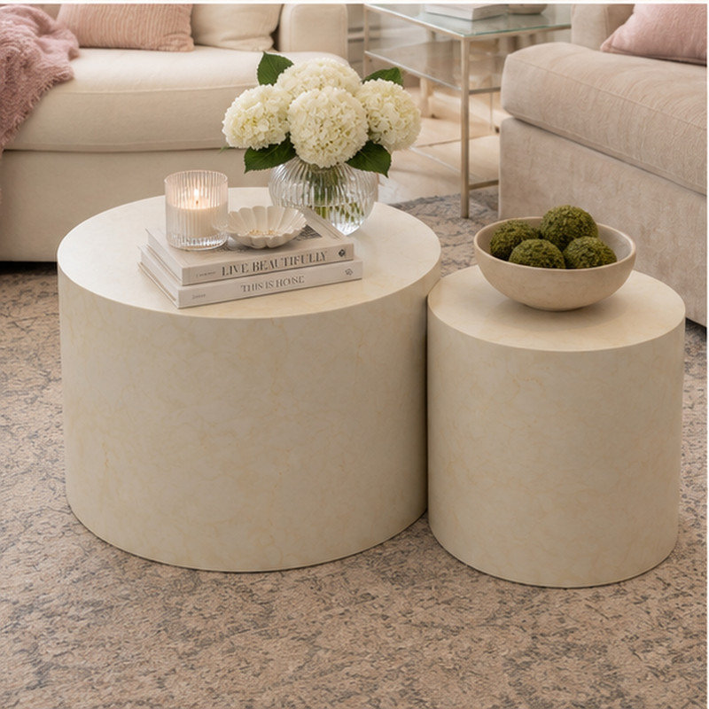 Ensemble de 2 tables basses gigognes beiges en faux marbre, tables d'appoint rondes rondes modernes d'appoint en bois pour chambre à coucher, beige et blanc